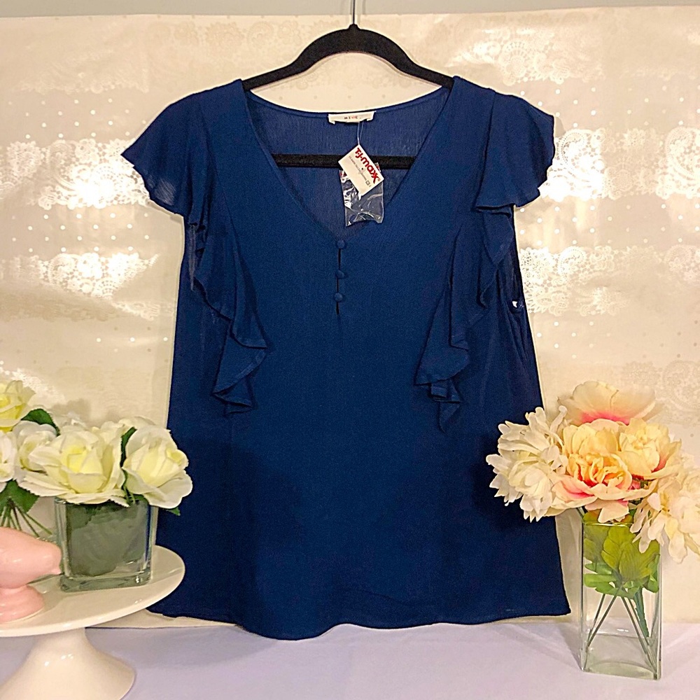 NWT Mine v-neck ruffled blouse